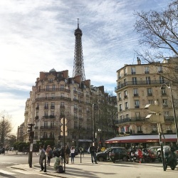 Call Me Katie - Instagramable Spots in Paris - La Tour Eiffel in the distance